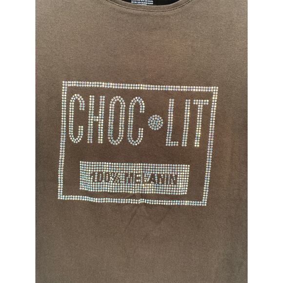 St. John's Bay Choc Lit 100% Melanin Brown T-shirt Rhinestones size Medium - Picture 2 of 5